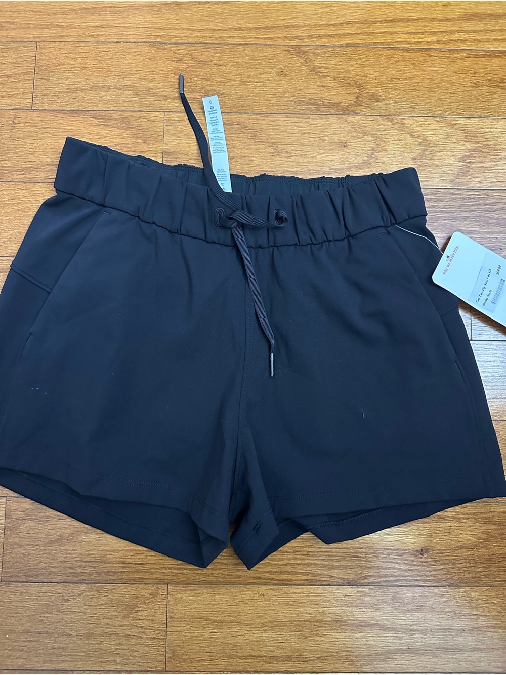 Lululemon Women's Black On The Fly Shorts